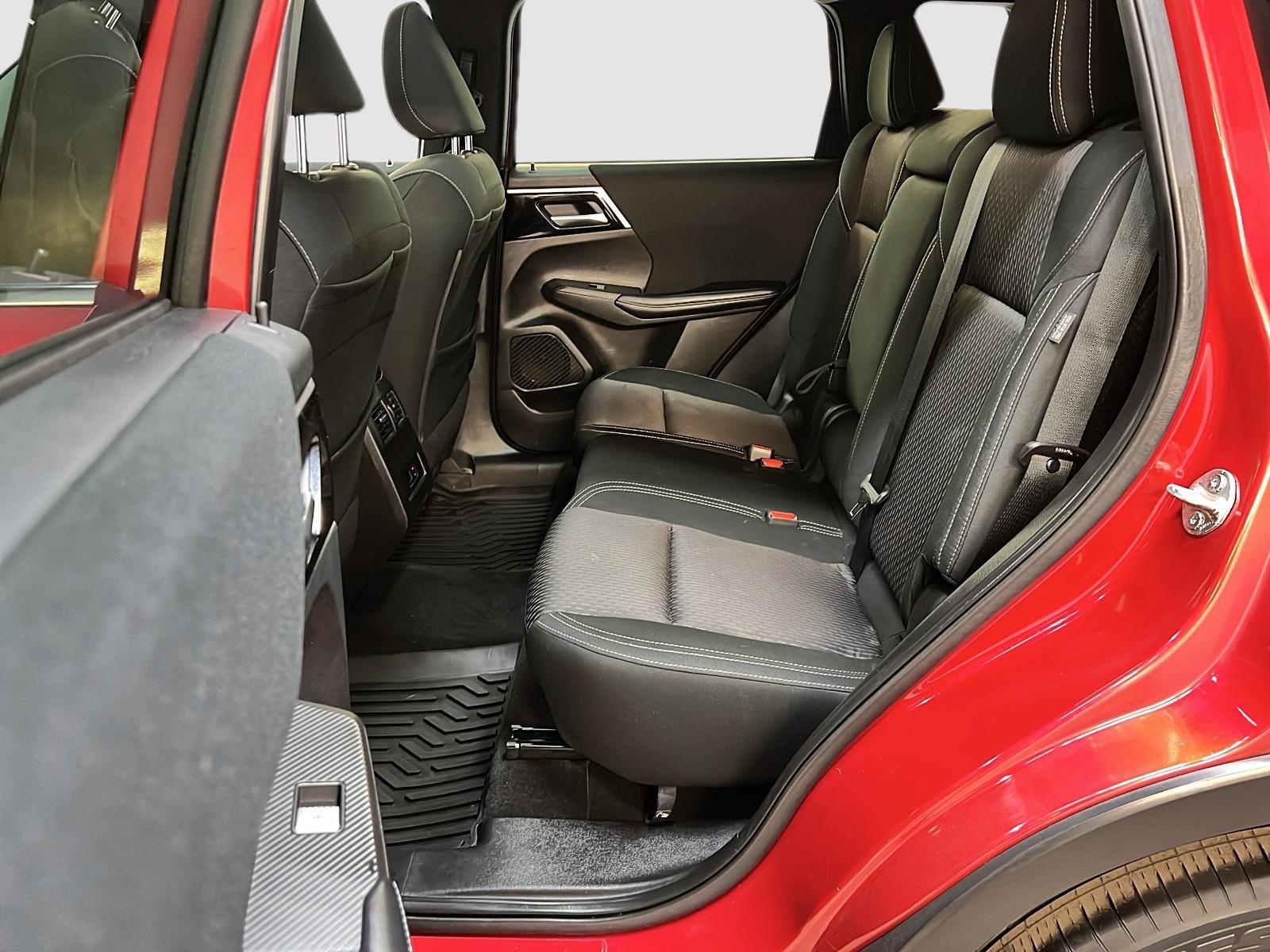 Mitsubishi Outlander 2022 - Image #9