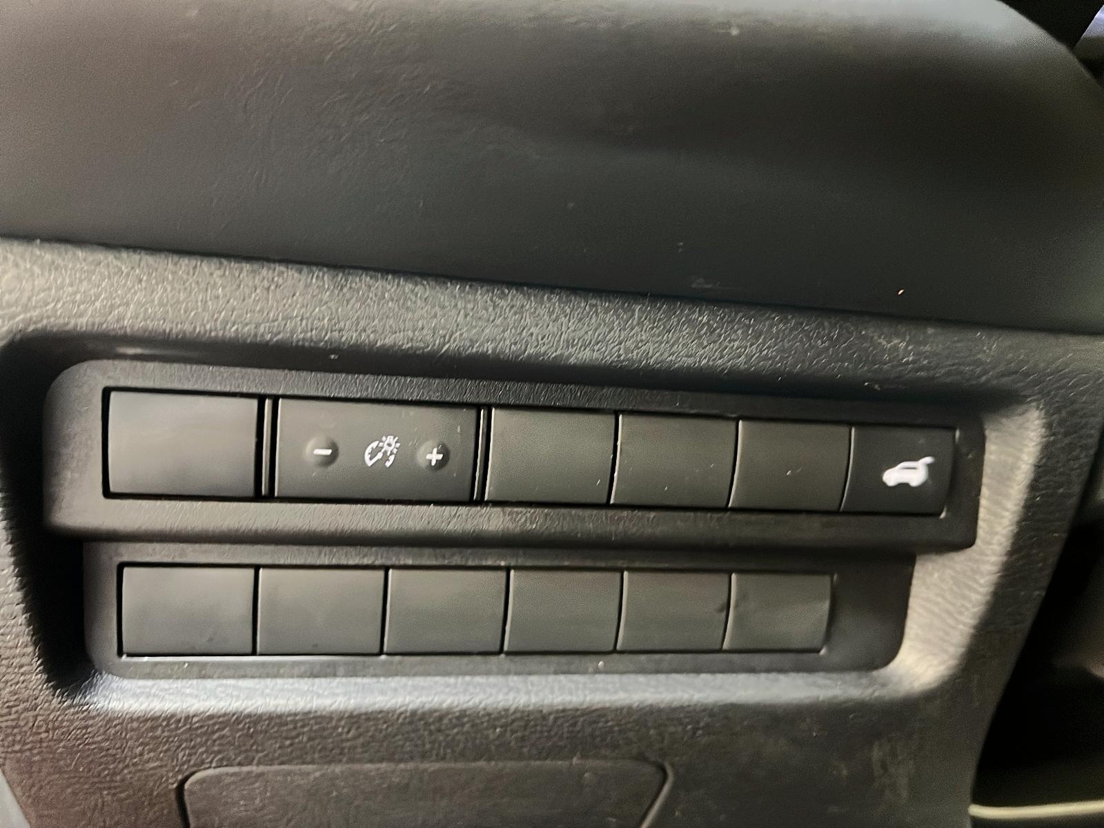 Mitsubishi Outlander SE S TOIT PAN AWC 2022 - image #24