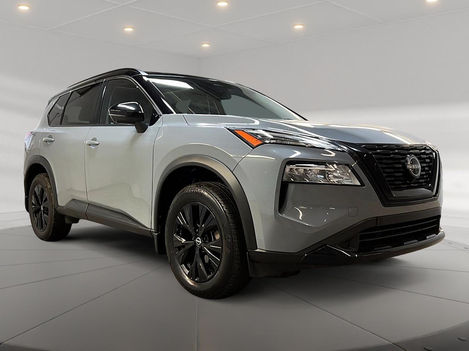 Nissan Rogue SV MIDNIGHT CUIR  TOIT PANO 4RM 2023 - image #3