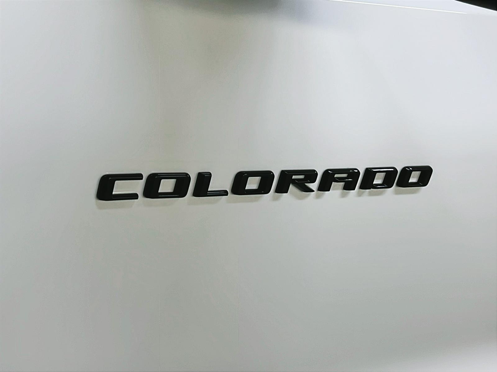 Chevrolet Colorado WT PREFERRED CREW CAB 2023 - image #25