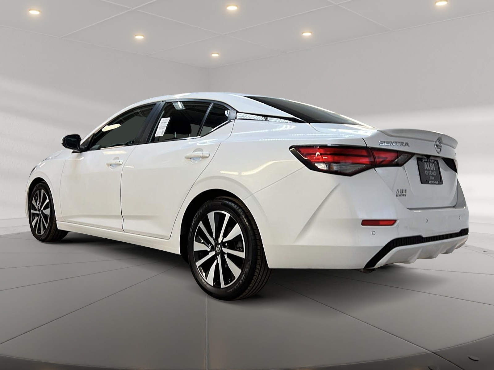 Nissan Sentra SV SPECIAL EDITION TOIT 2023 - image #6