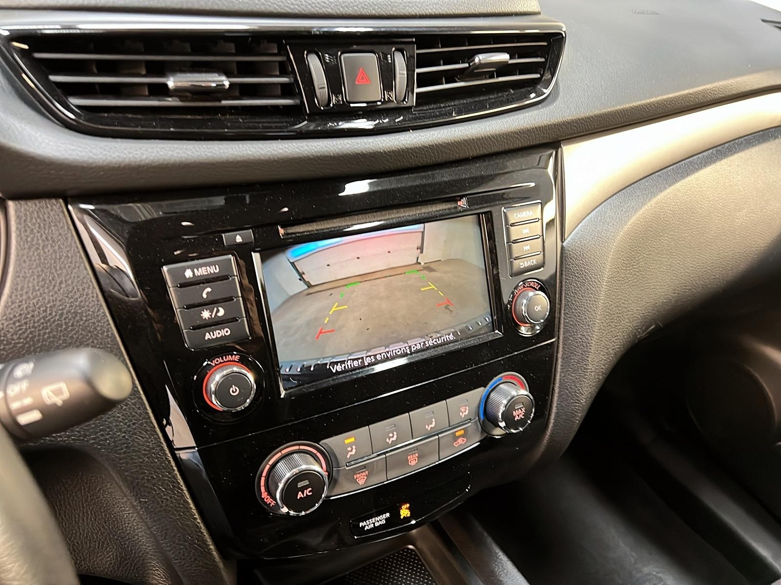 Nissan Qashqai S 4RM 2023 - image #17