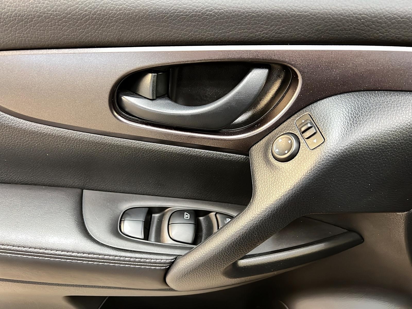 Nissan Qashqai S 4RM 2023 - image #21