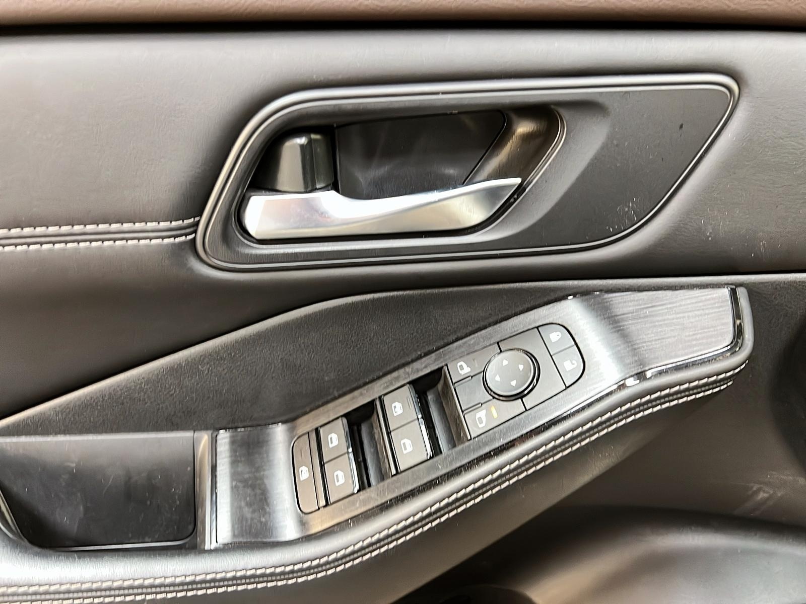 Nissan Rogue 2023 - Image #24