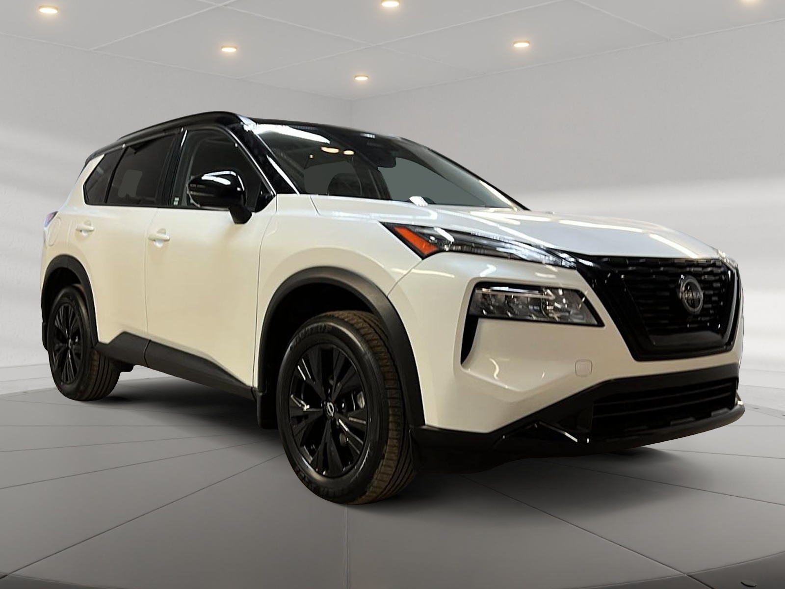 Nissan Rogue 2023 - Image #3
