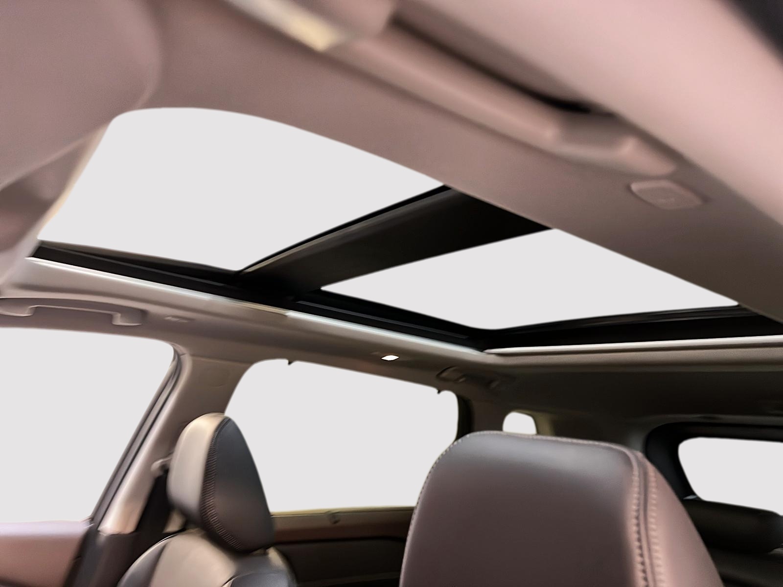 Nissan Rogue SV MIDNIGHT CUIR TOIT PANO 4RM 2023 - image #10