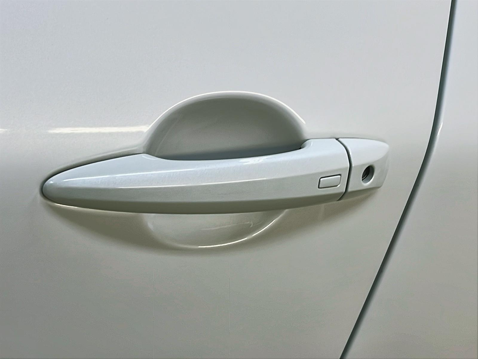 Nissan Rogue SV MIDNIGHT CUIR TOIT PANO 4RM 2023 - image #27