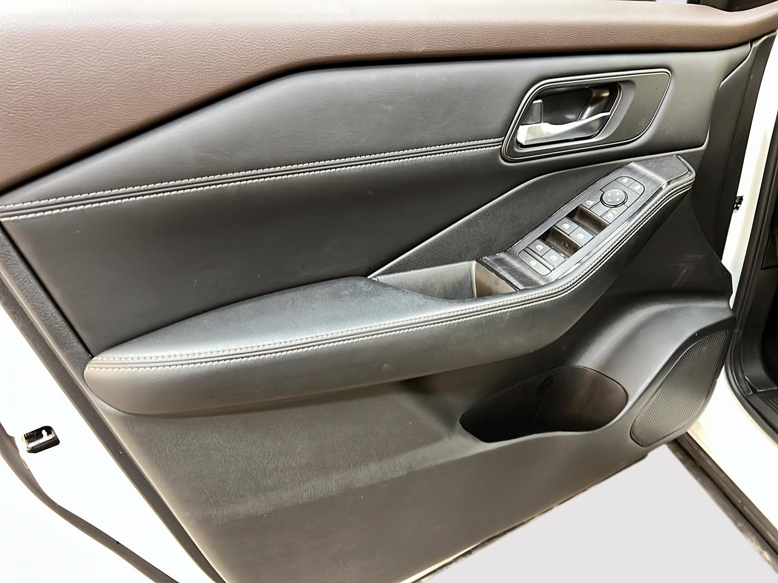 Nissan Rogue 2023 - Image #25