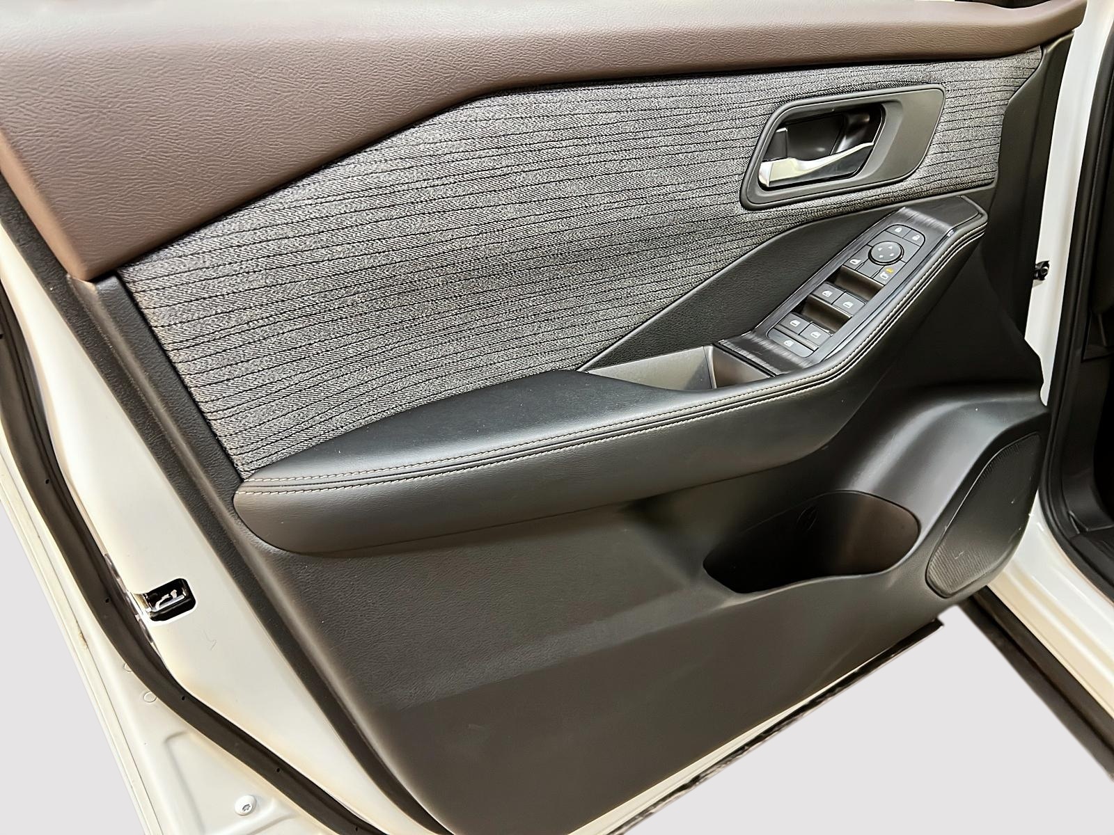 Nissan Rogue SV TOIT PANO 4RM 2023 - image #23