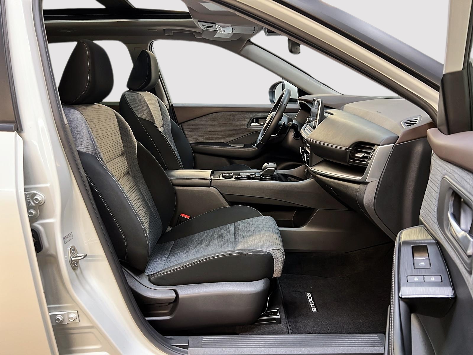 Nissan Rogue 2023 - Image #8