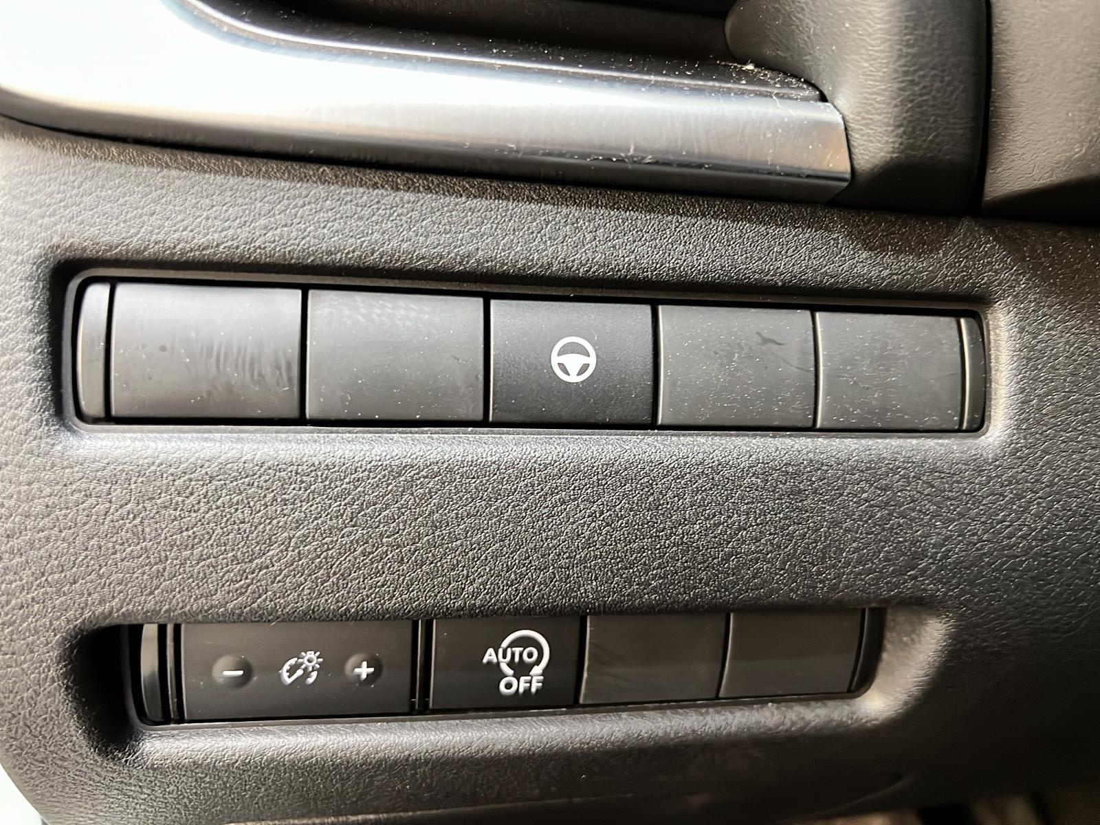 Nissan Rogue SV TOIT PANO 4RM 2023 - image #21