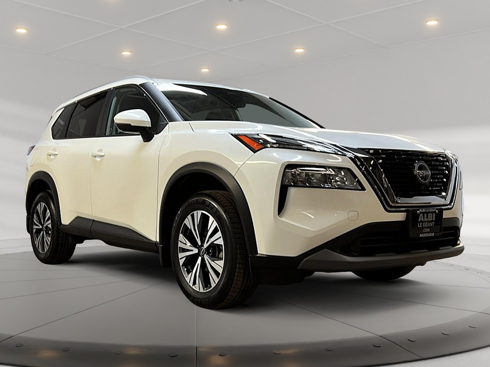 Nissan Rogue 2023 - Image #3