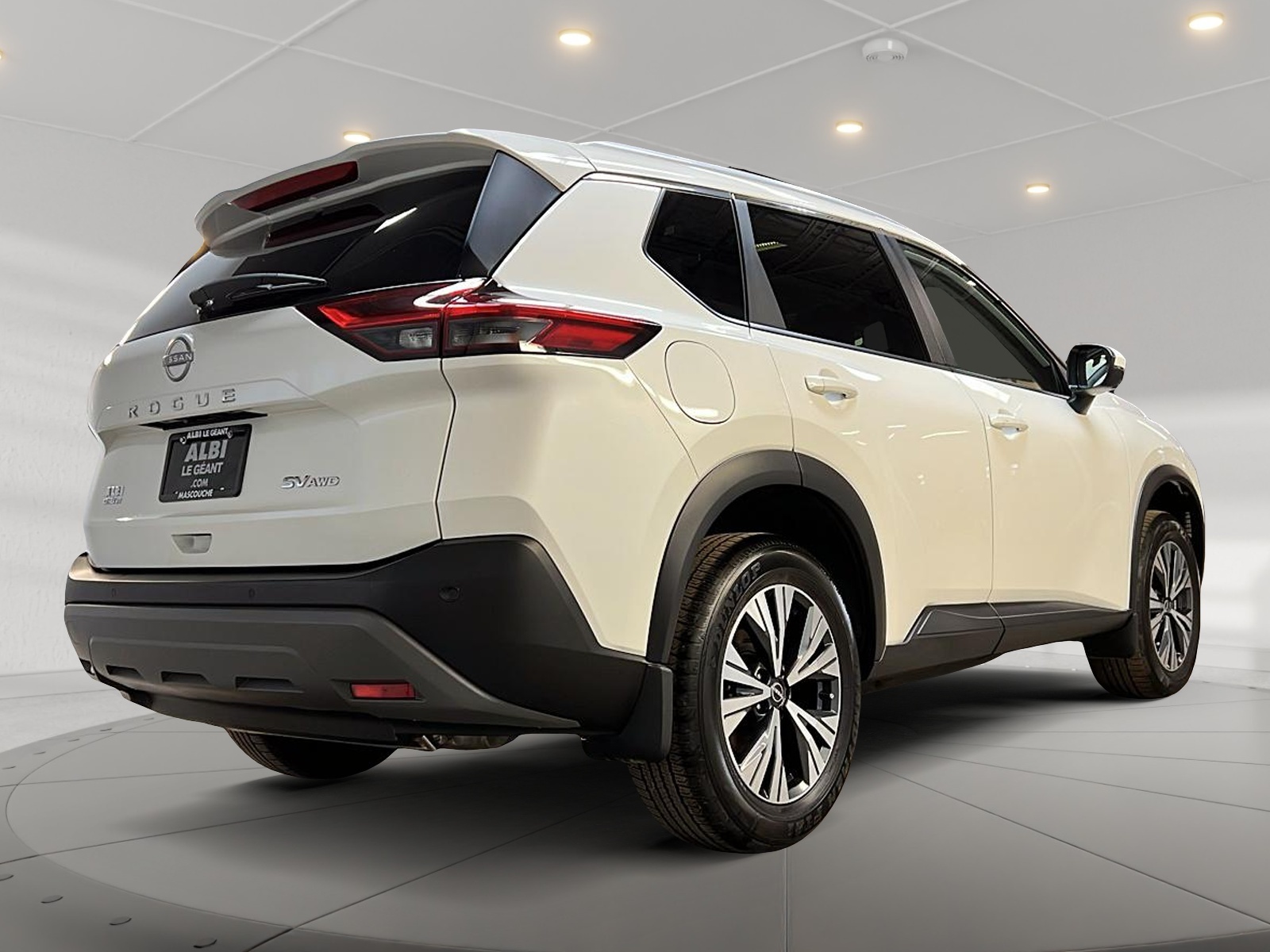 Nissan Rogue 2023 - Image #4
