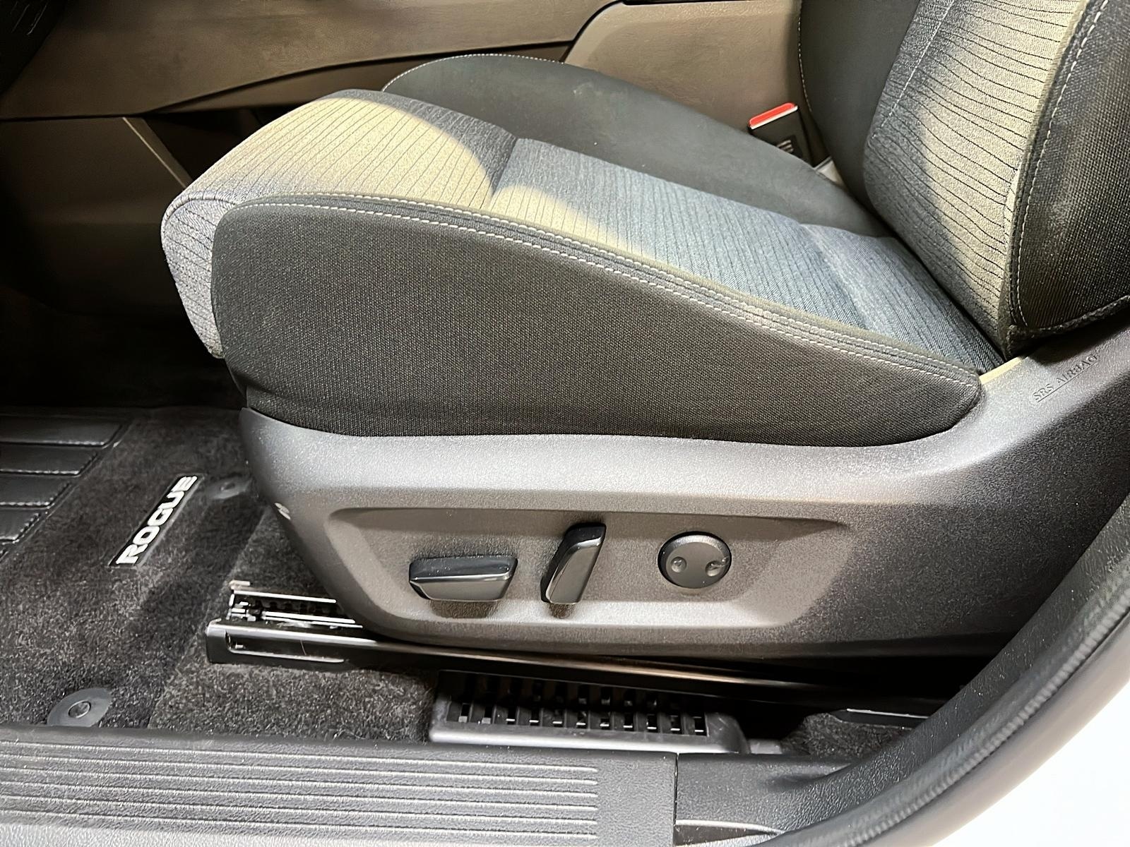 Nissan Rogue SV TOIT PANO 4RM 2023 - image #24