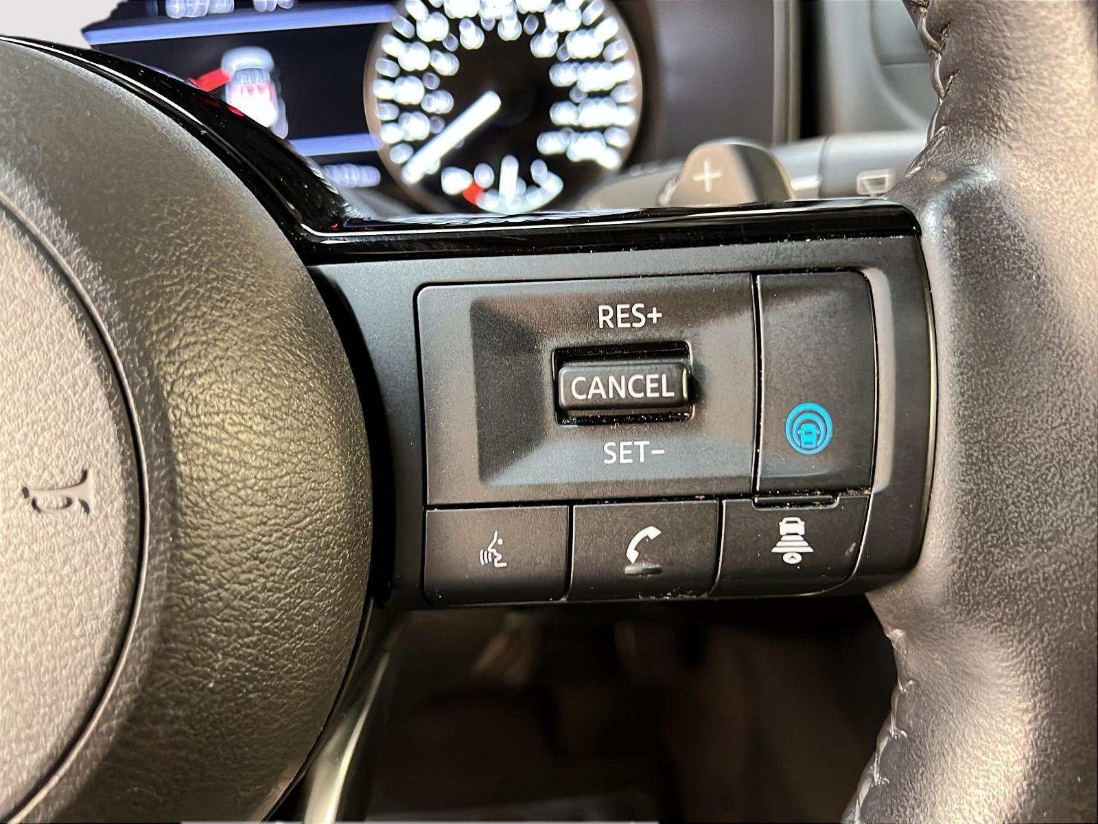 Nissan Rogue SV TOIT PANO 4RM 2023 - image #19