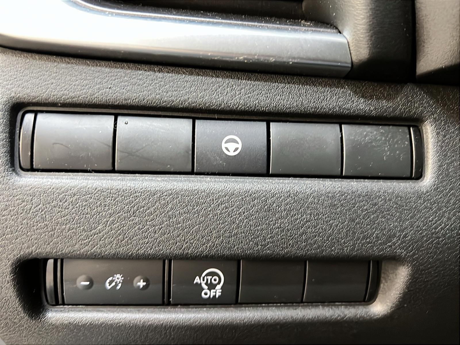 Nissan Rogue 2023 - Image #21