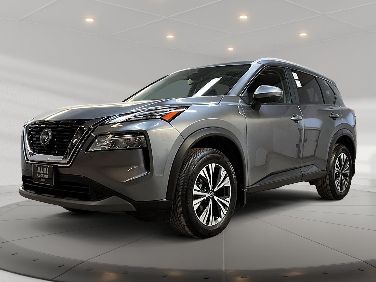 Nissan Rogue 2023 - Image #1