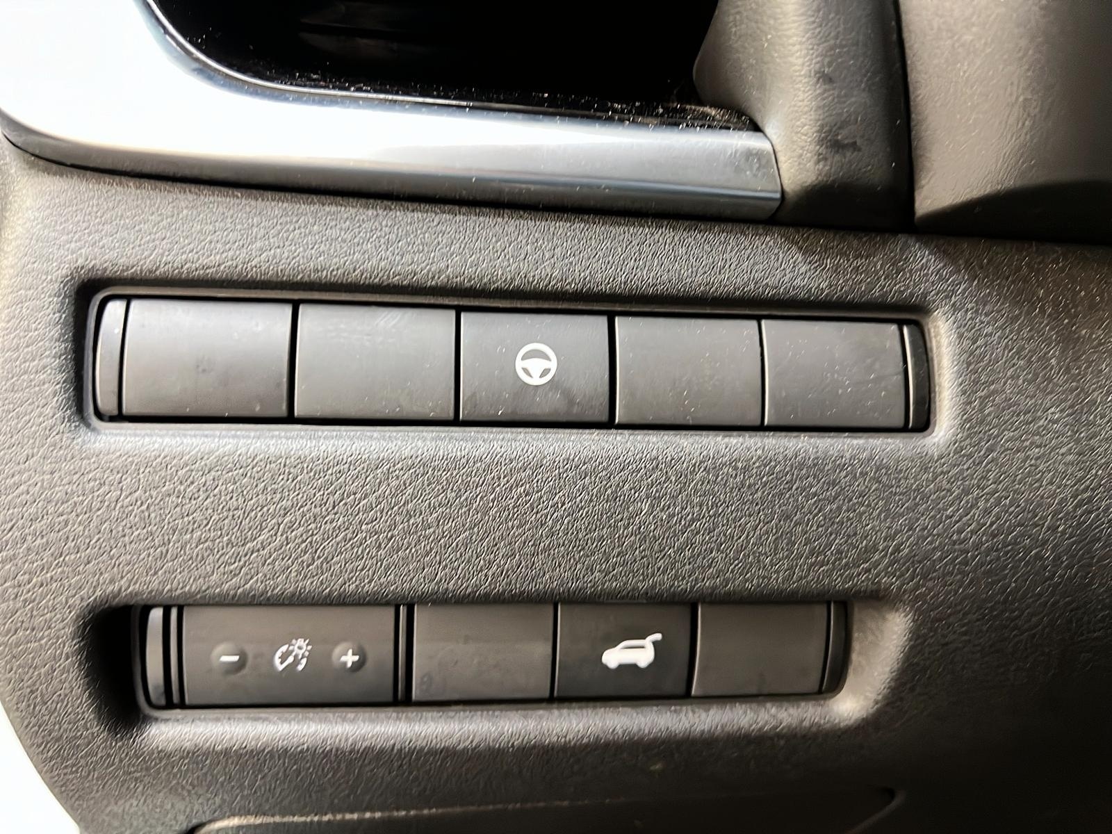 Nissan Rogue SL CUIR TOIT PANO NAV 4RM 2023 - image #23