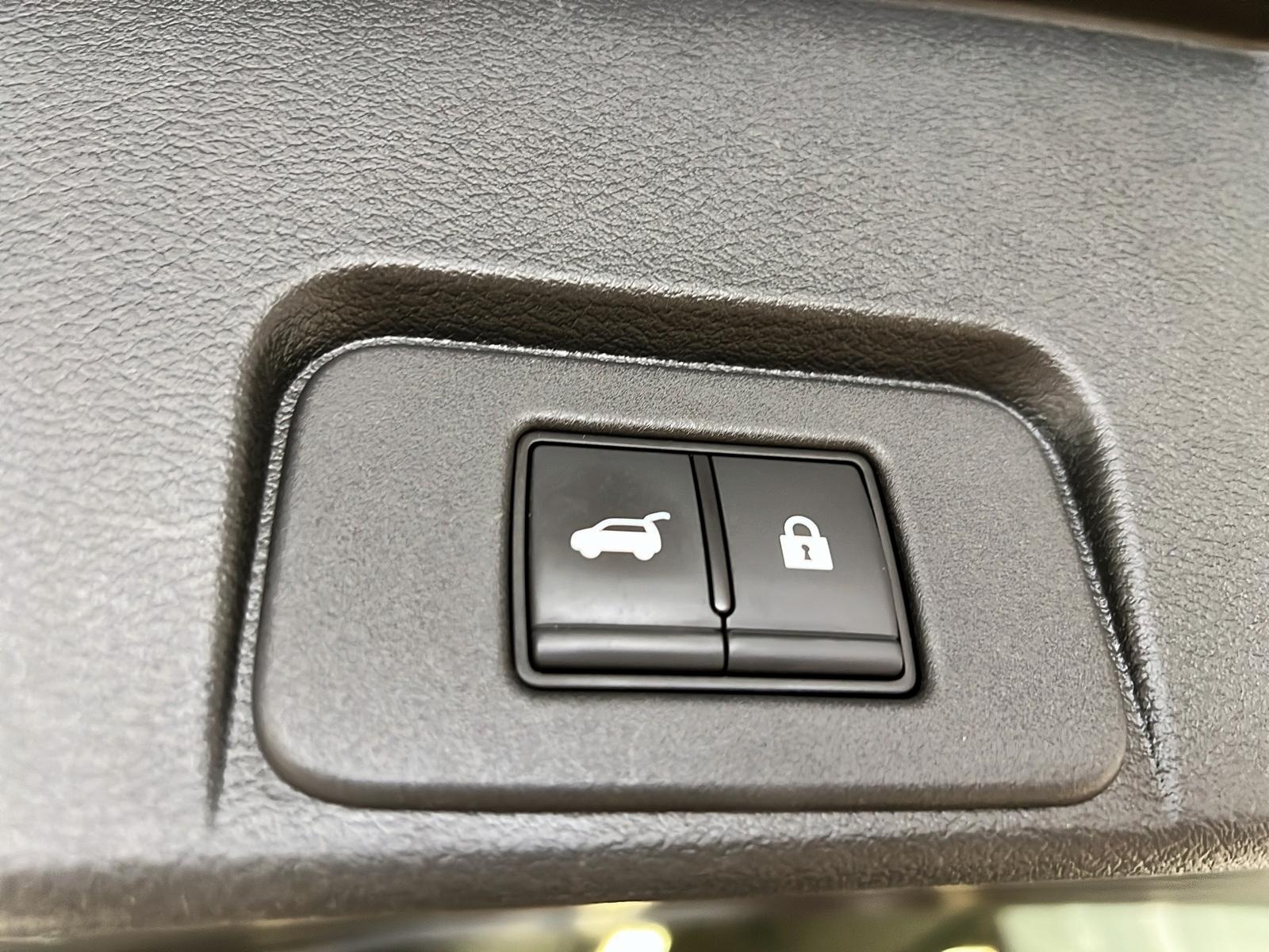 Nissan Rogue SL CUIR TOIT PANO NAV 4RM 2023 - image #14