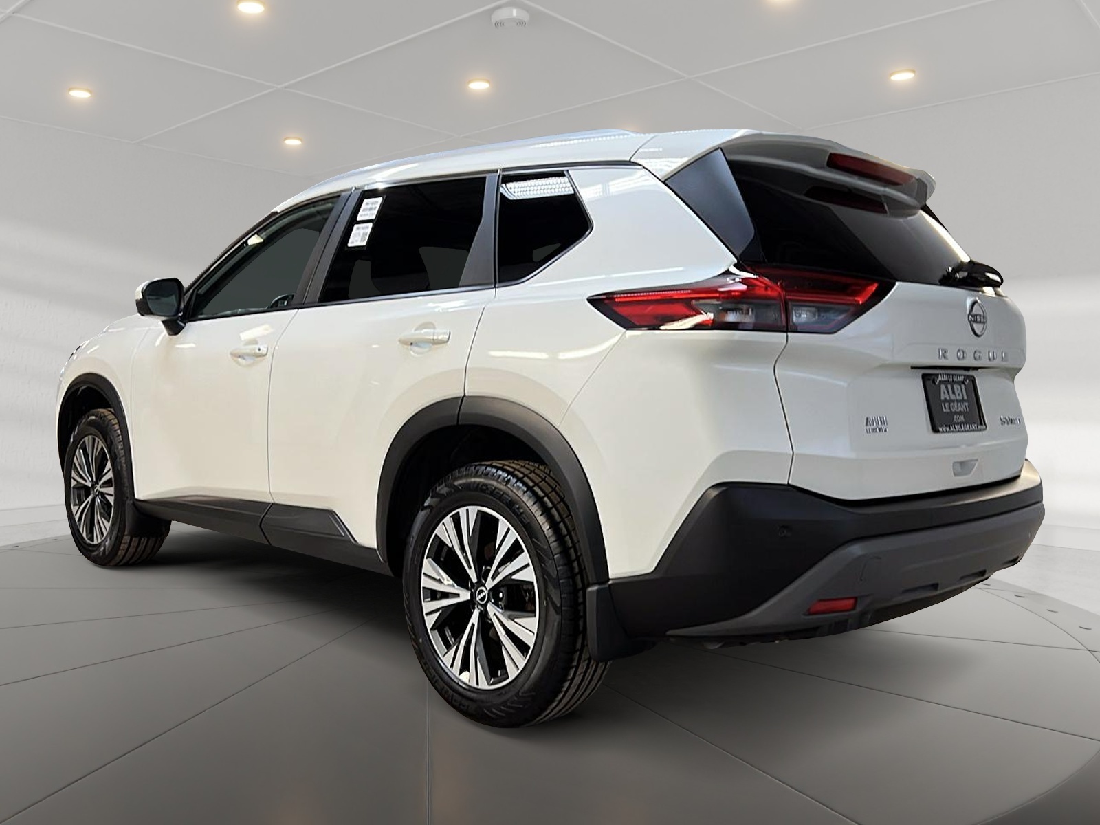 Nissan Rogue 2023 - Image #6