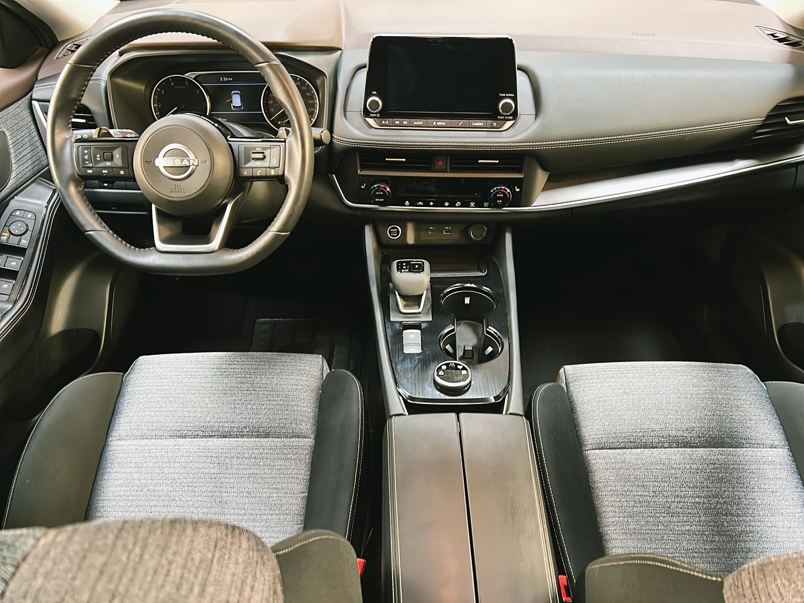 Nissan Rogue 2023 - Image #11