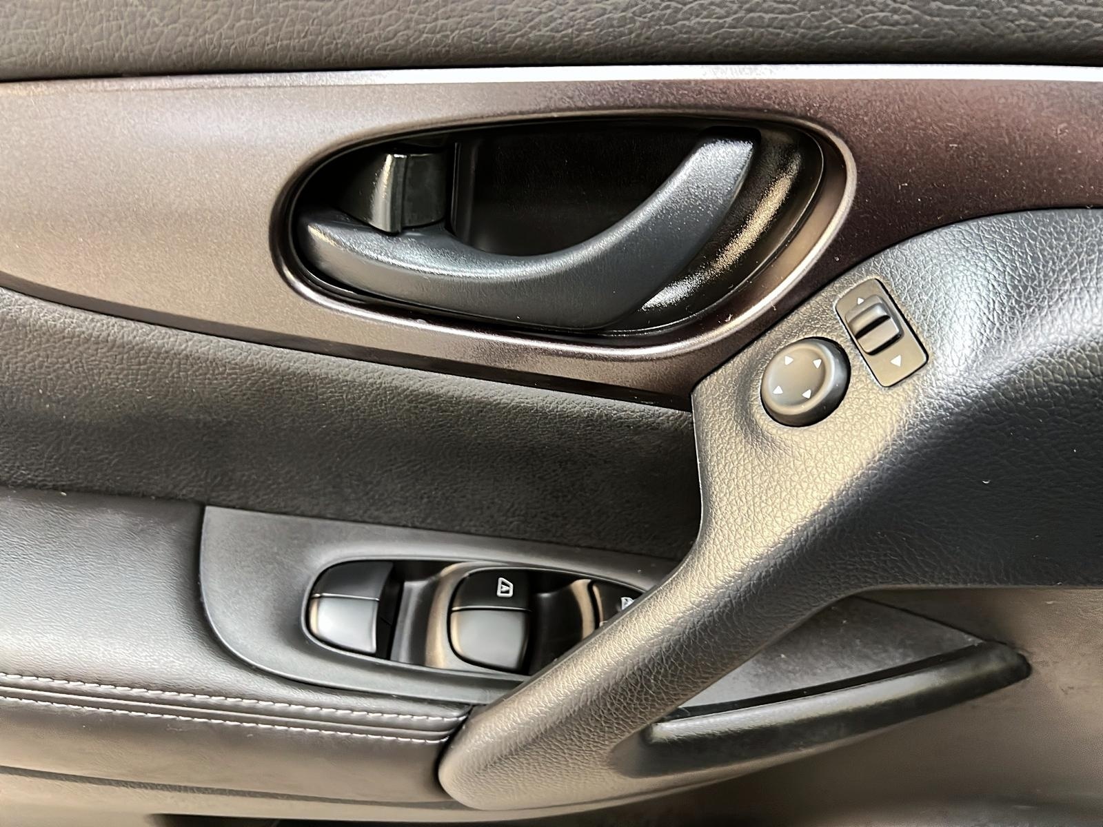 Nissan Qashqai S 4RM 2023 - image #21