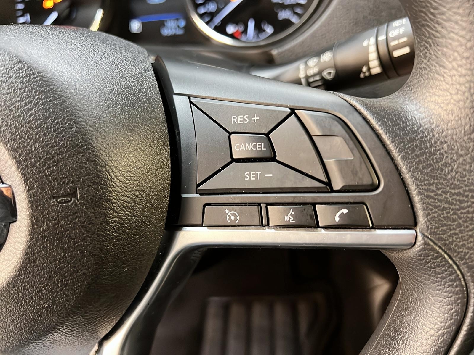 Nissan Qashqai S 4RM 2023 - image #18