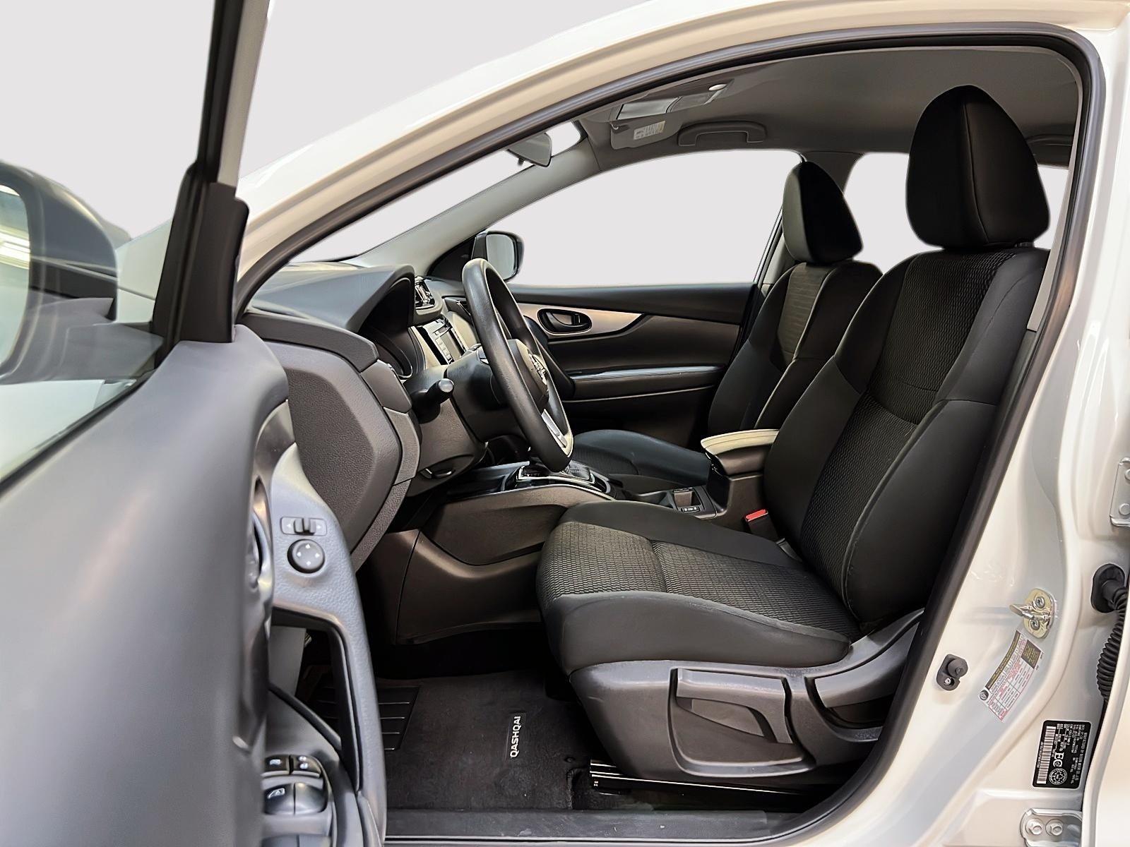Nissan Qashqai S 2023 - image #7