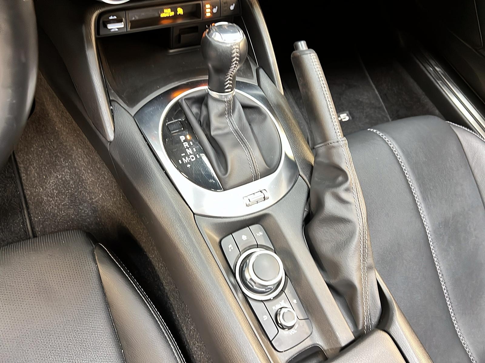 Mazda MX-5 RF GT CUIR NAV 2023 - image #15