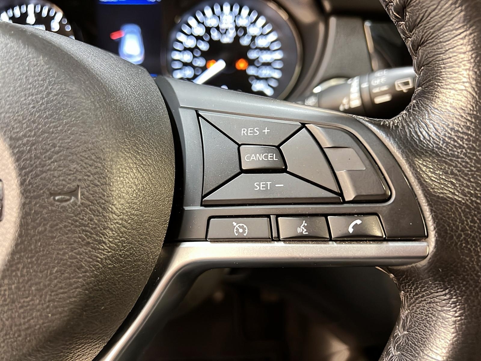 Nissan Qashqai SV TOIT 4RM 2019 - image #20