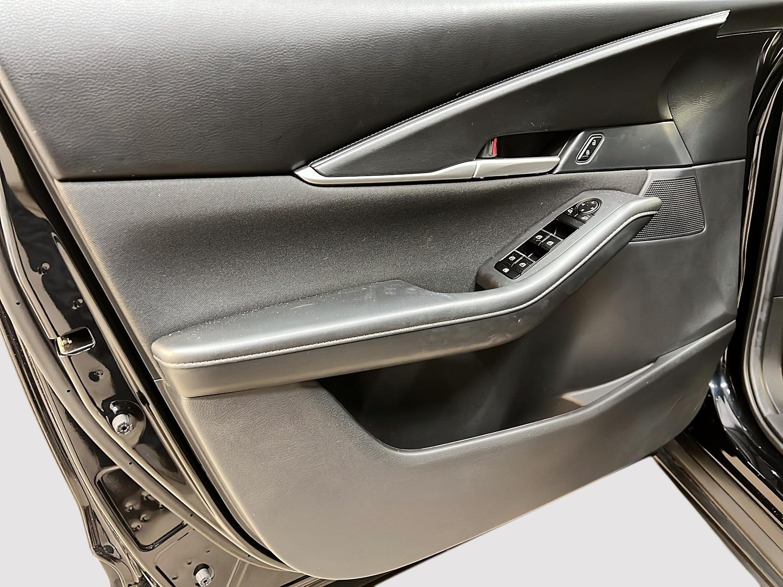 Mazda CX-30 2025 - Image #23
