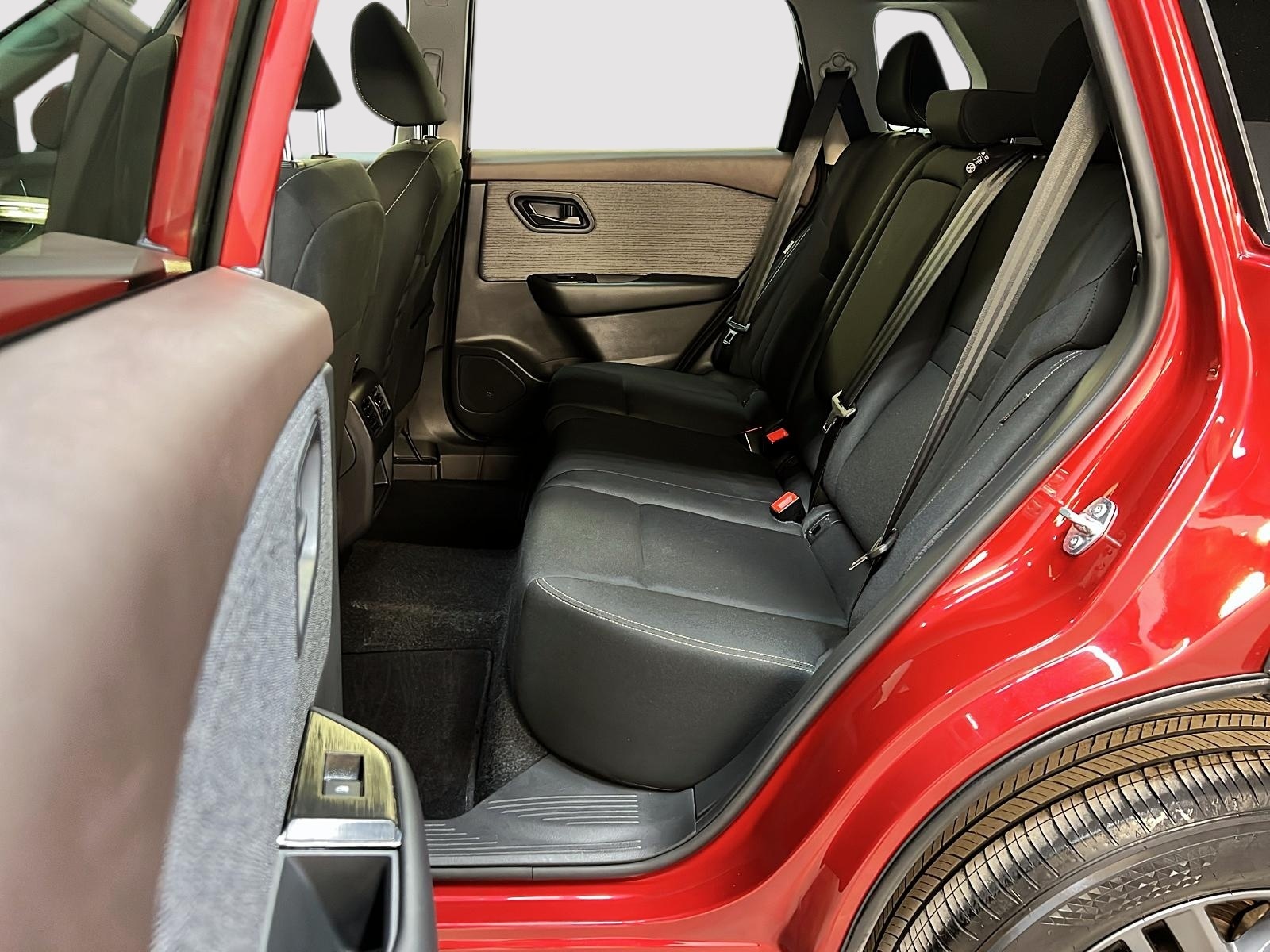 Nissan Rogue S 4RM 2023 - image #9