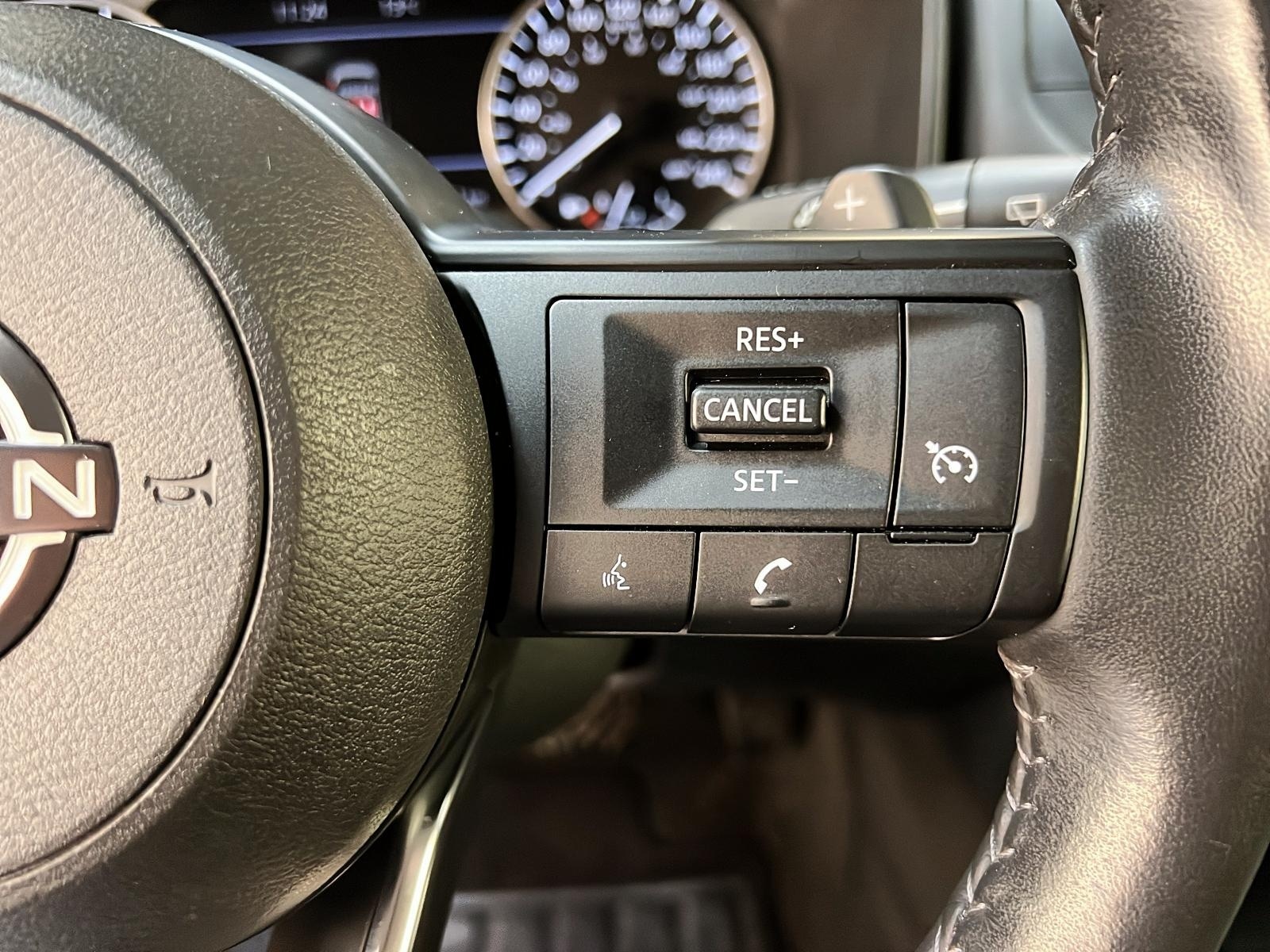 Nissan Rogue S 4RM 2023 - image #18