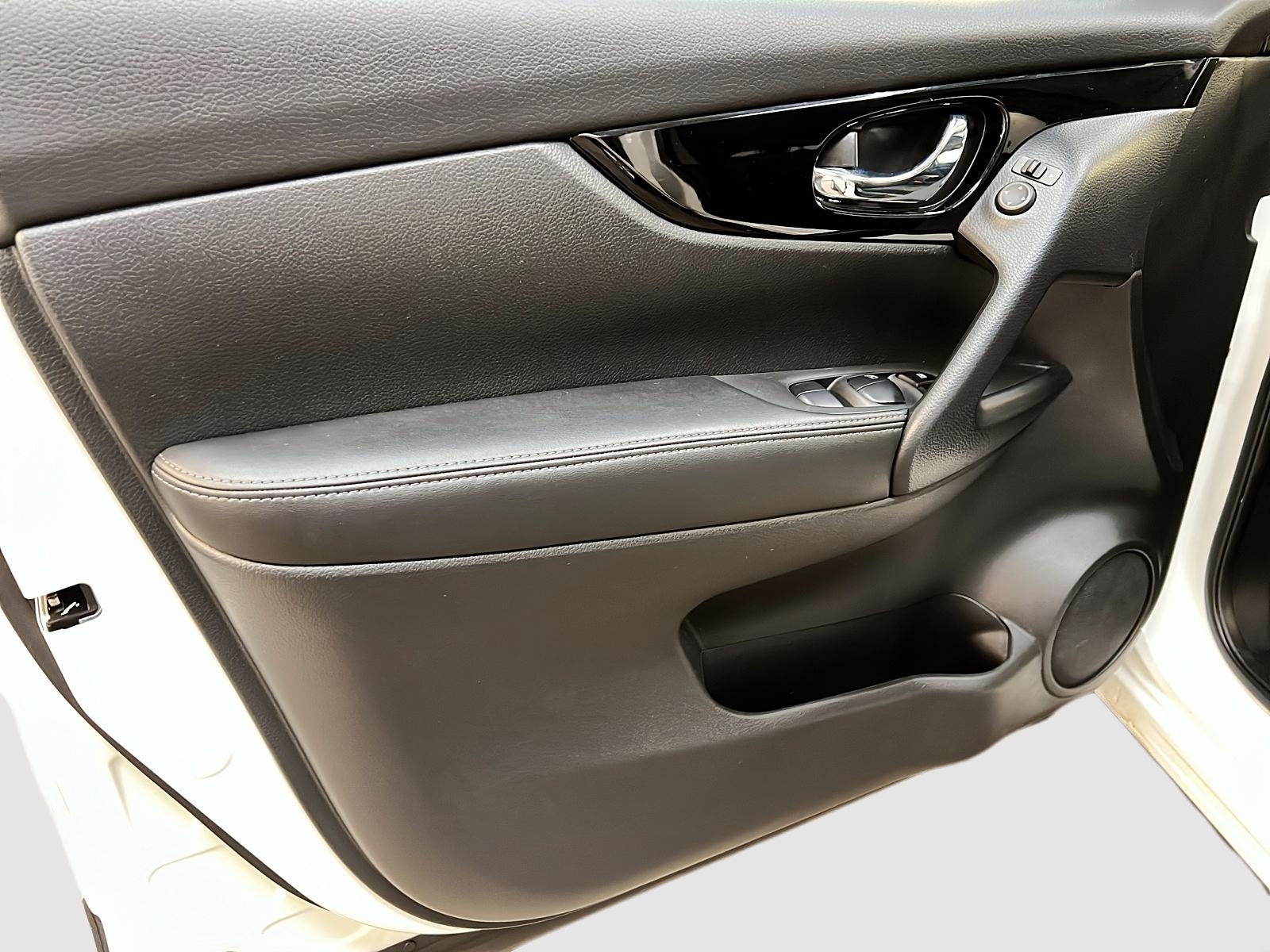 Nissan Qashqai 2023 - Image #24