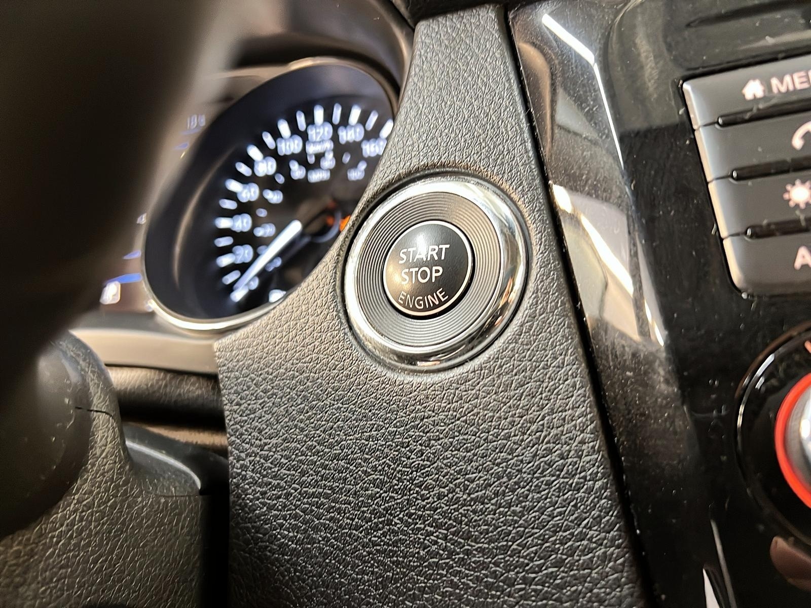 Nissan Qashqai 2023 - Image #19