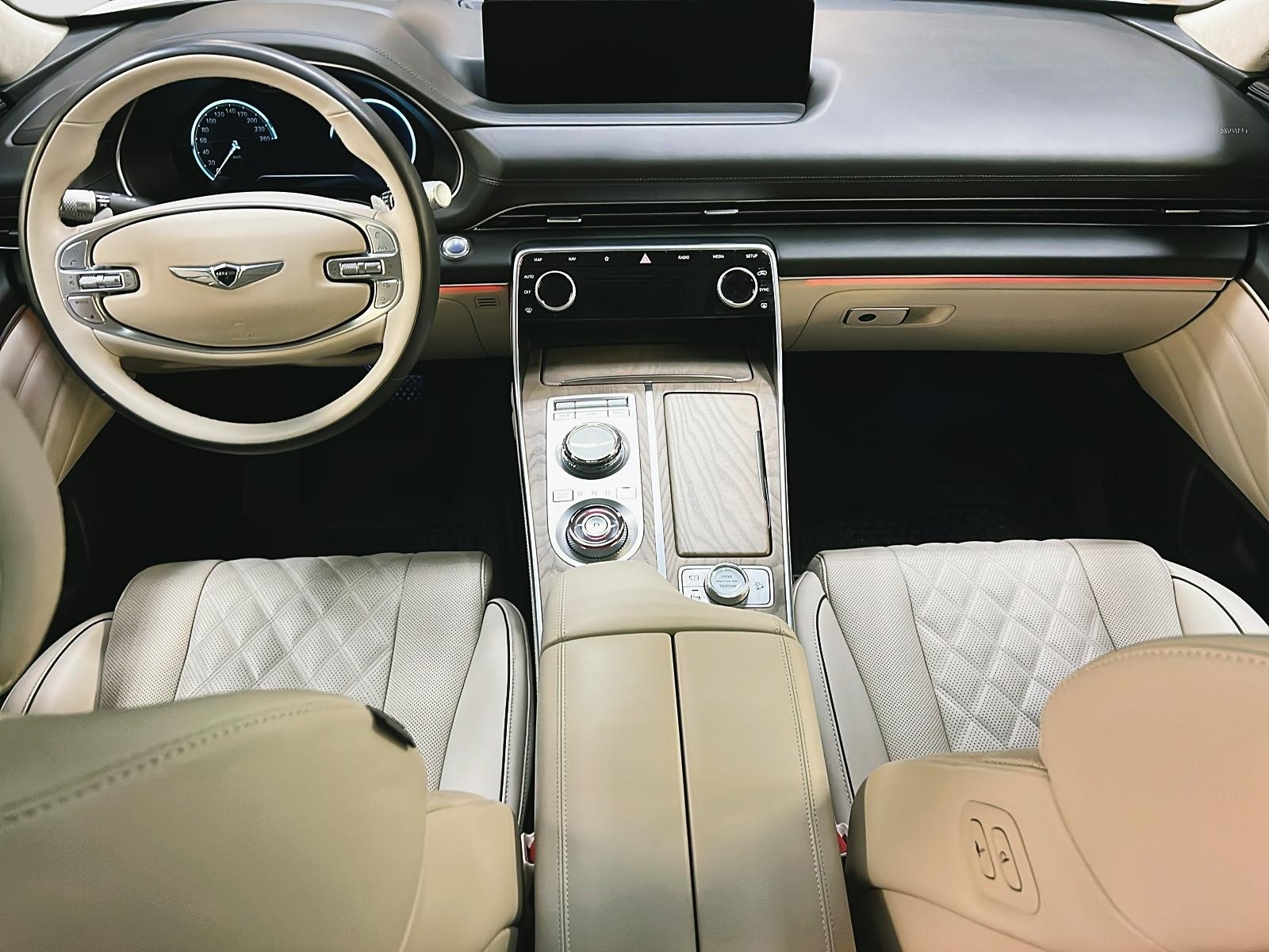 Genesis GV80 PRESTIGE 3.5T CUIR TOIT NAV 4RM 2024 - image #13