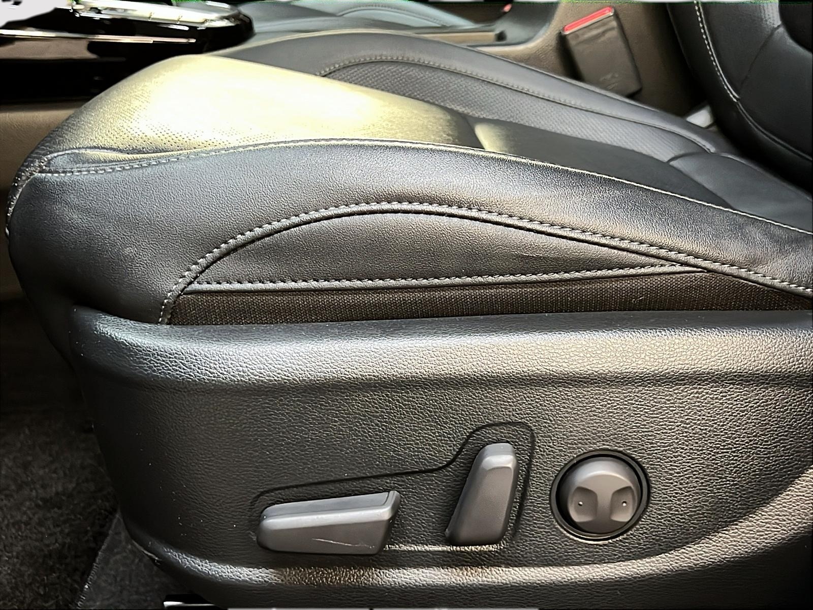 Kia SELTOS EX PREMIUM CUIR TOIT NAV 4RM 2024 - image #28