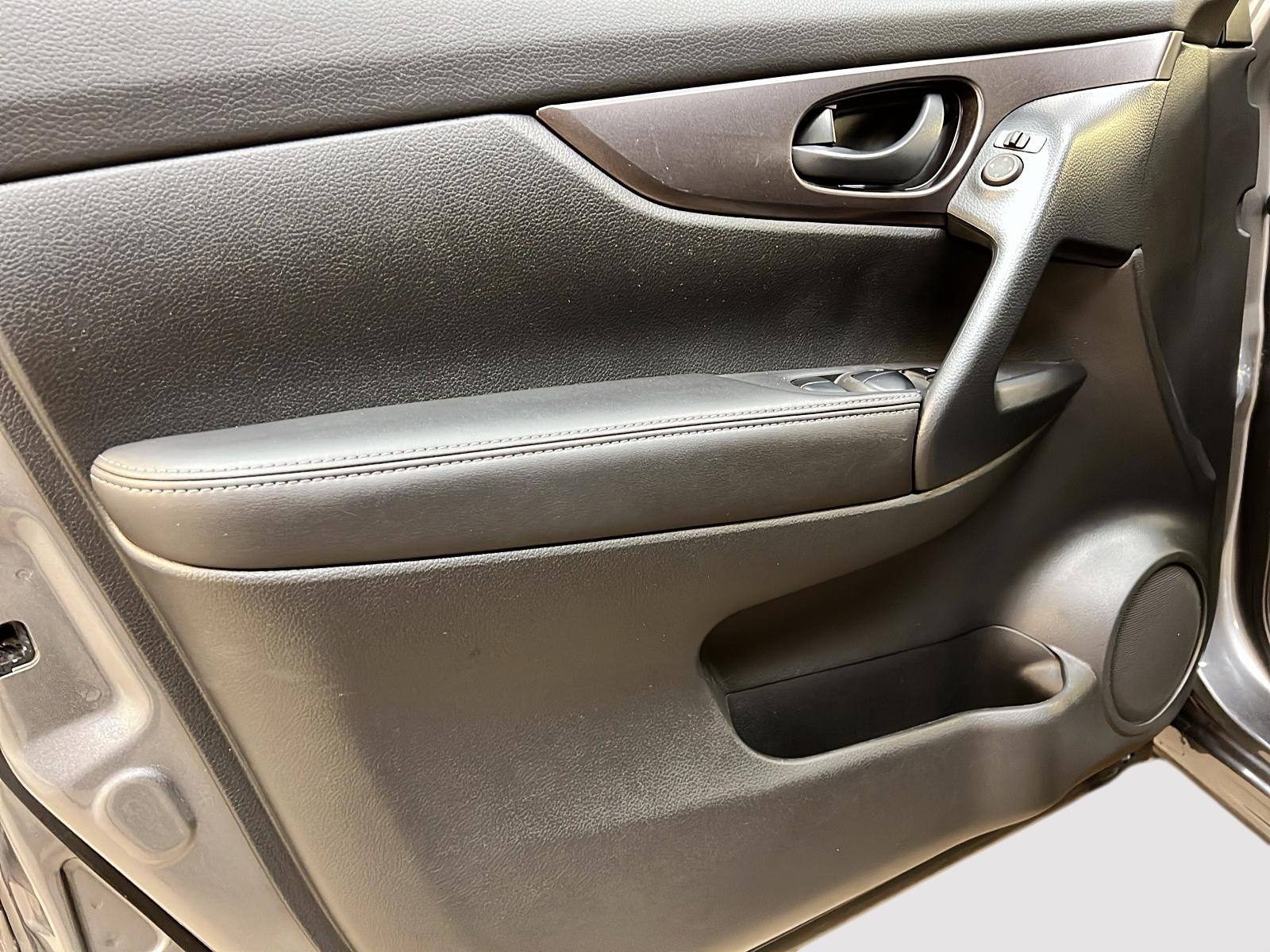 Nissan Qashqai S 4RM 2023 - image #22