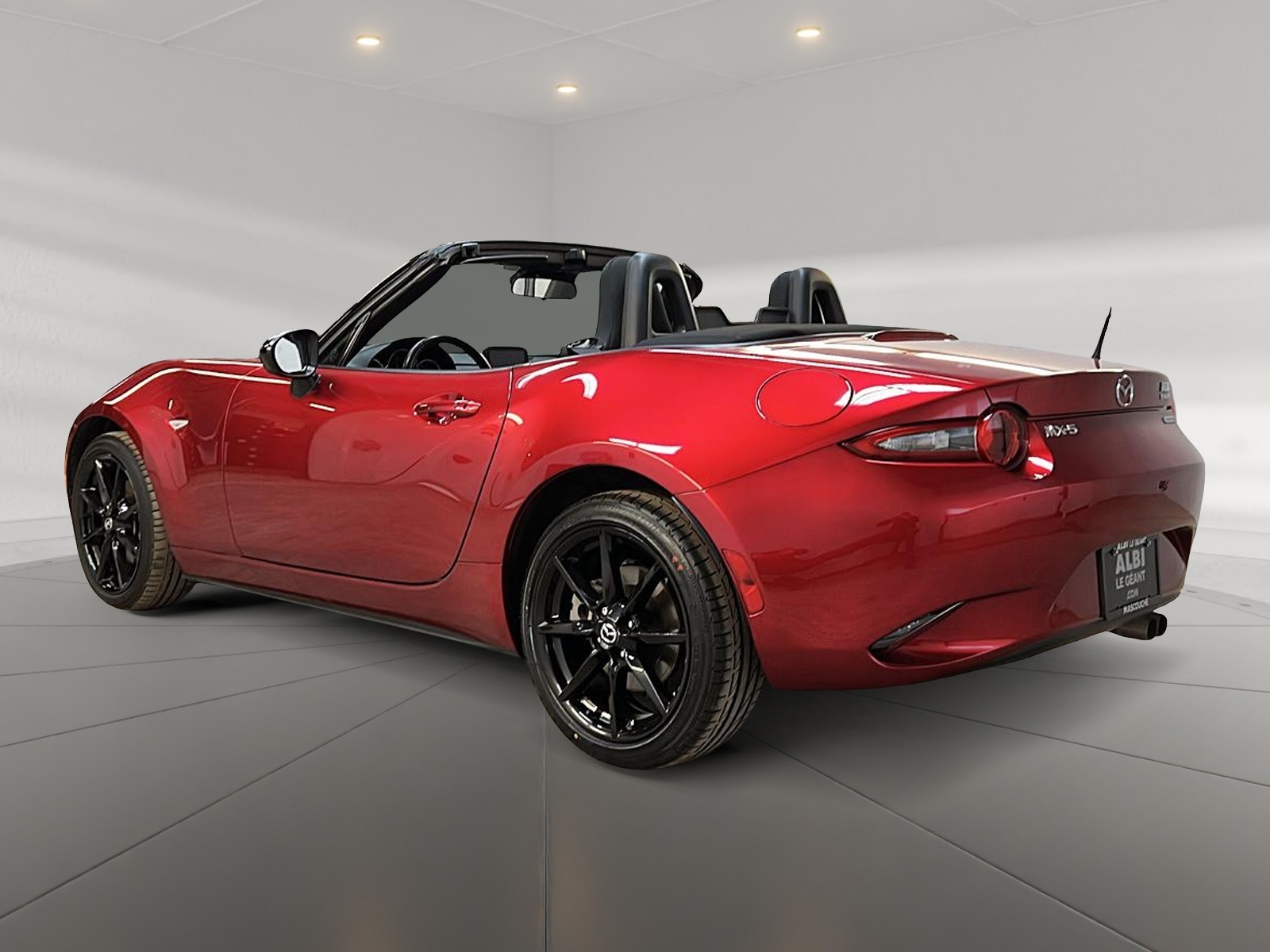 Mazda MX-5 GS 2022 - image #8
