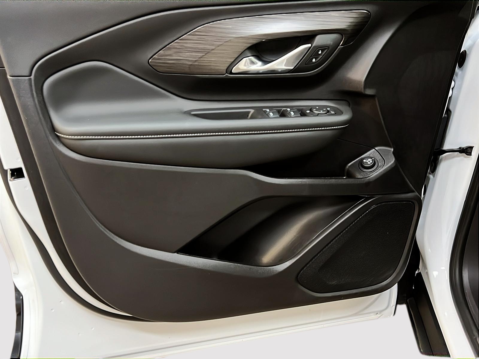 GMC Terrain 2024 - Image #24