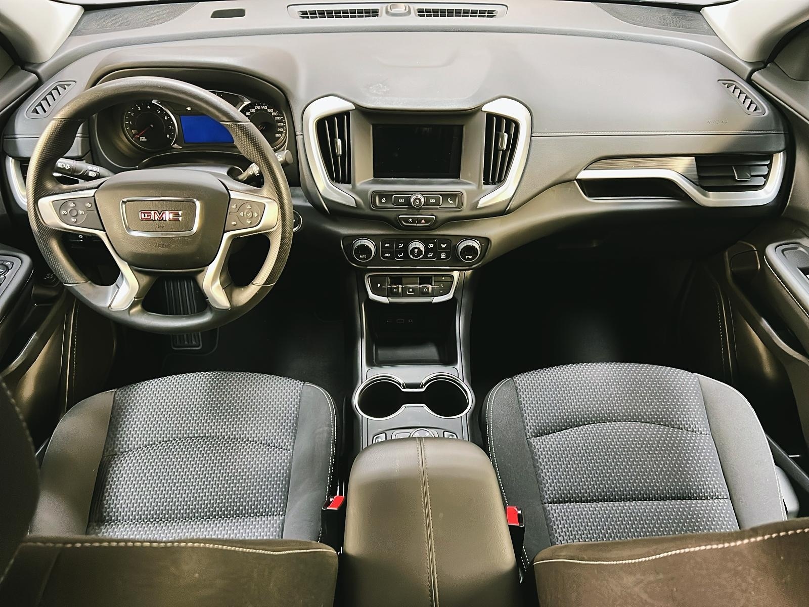 GMC Terrain 2024 - Image #10