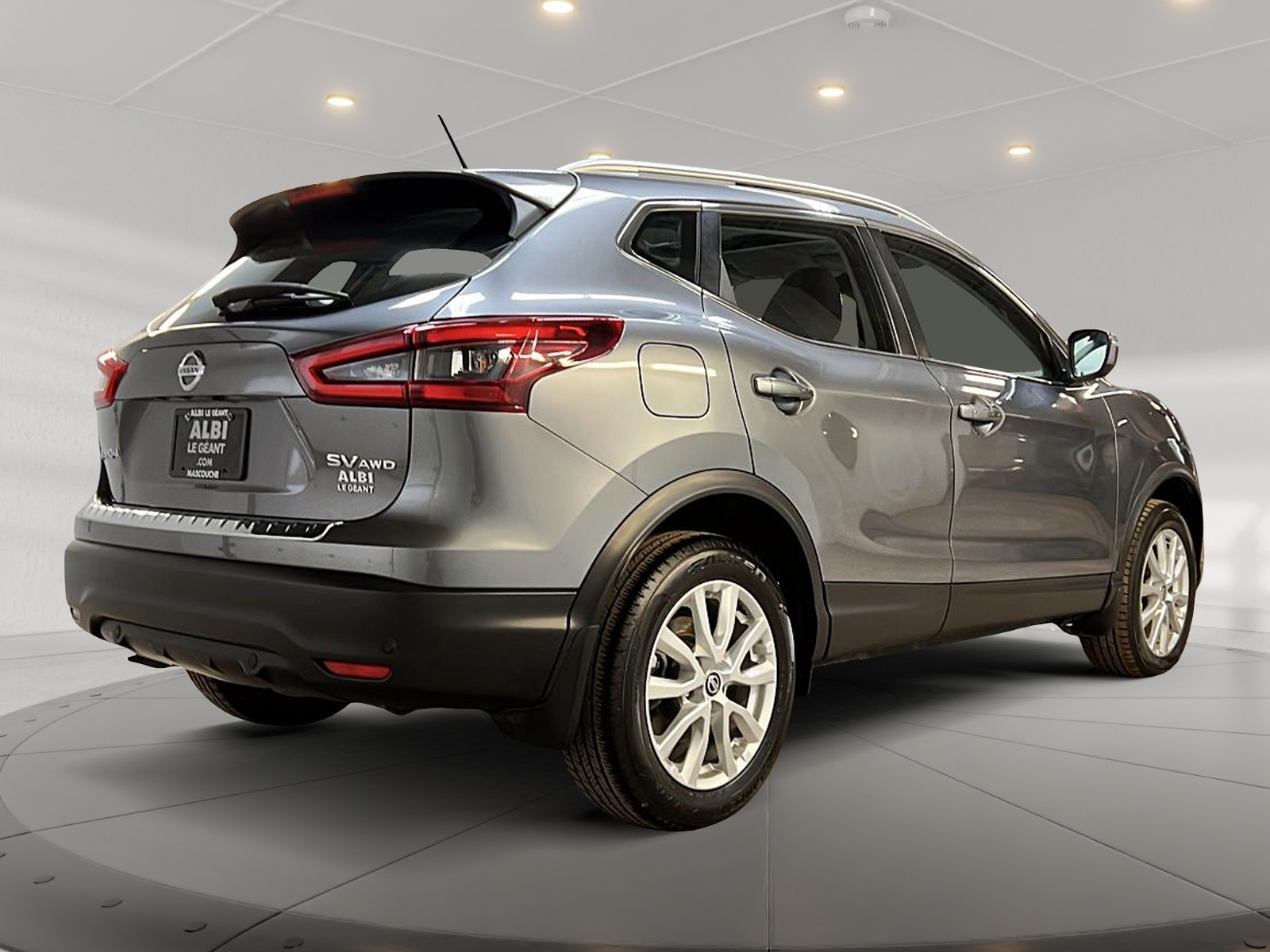 Nissan Qashqai SV TOIT 4RM 2023 - image #4