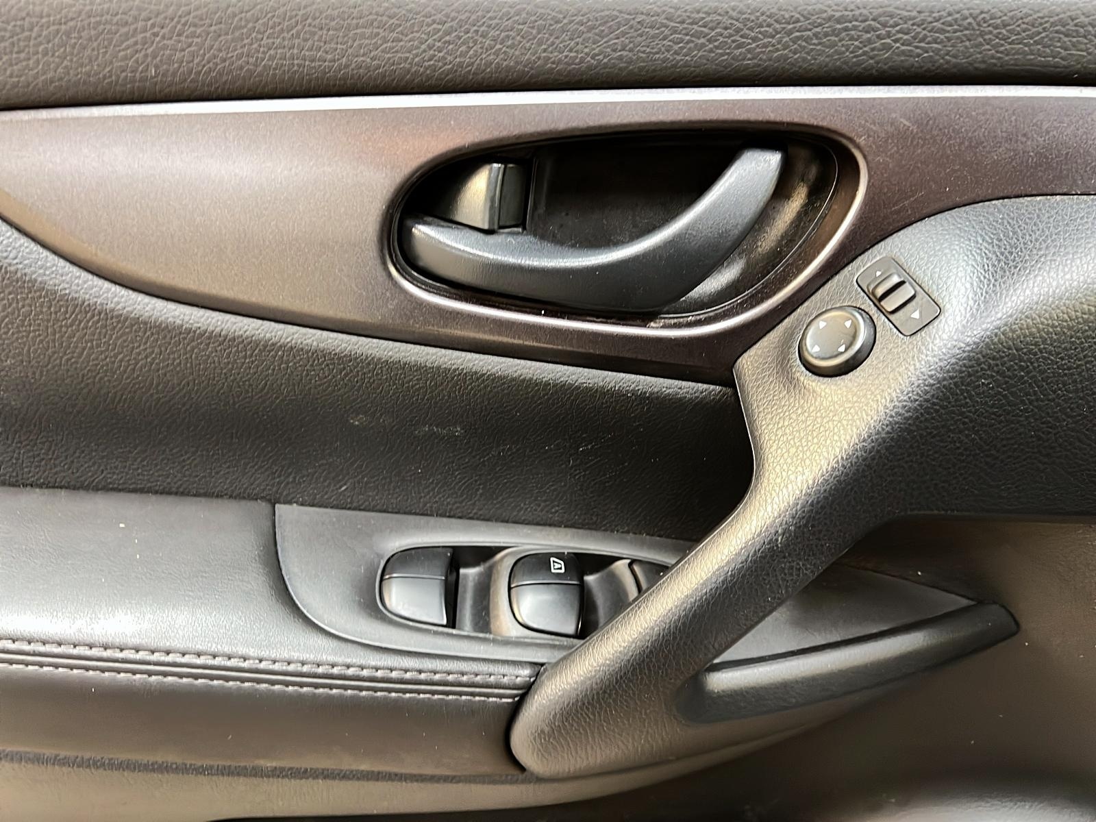 Nissan Qashqai S 2023 - image #21