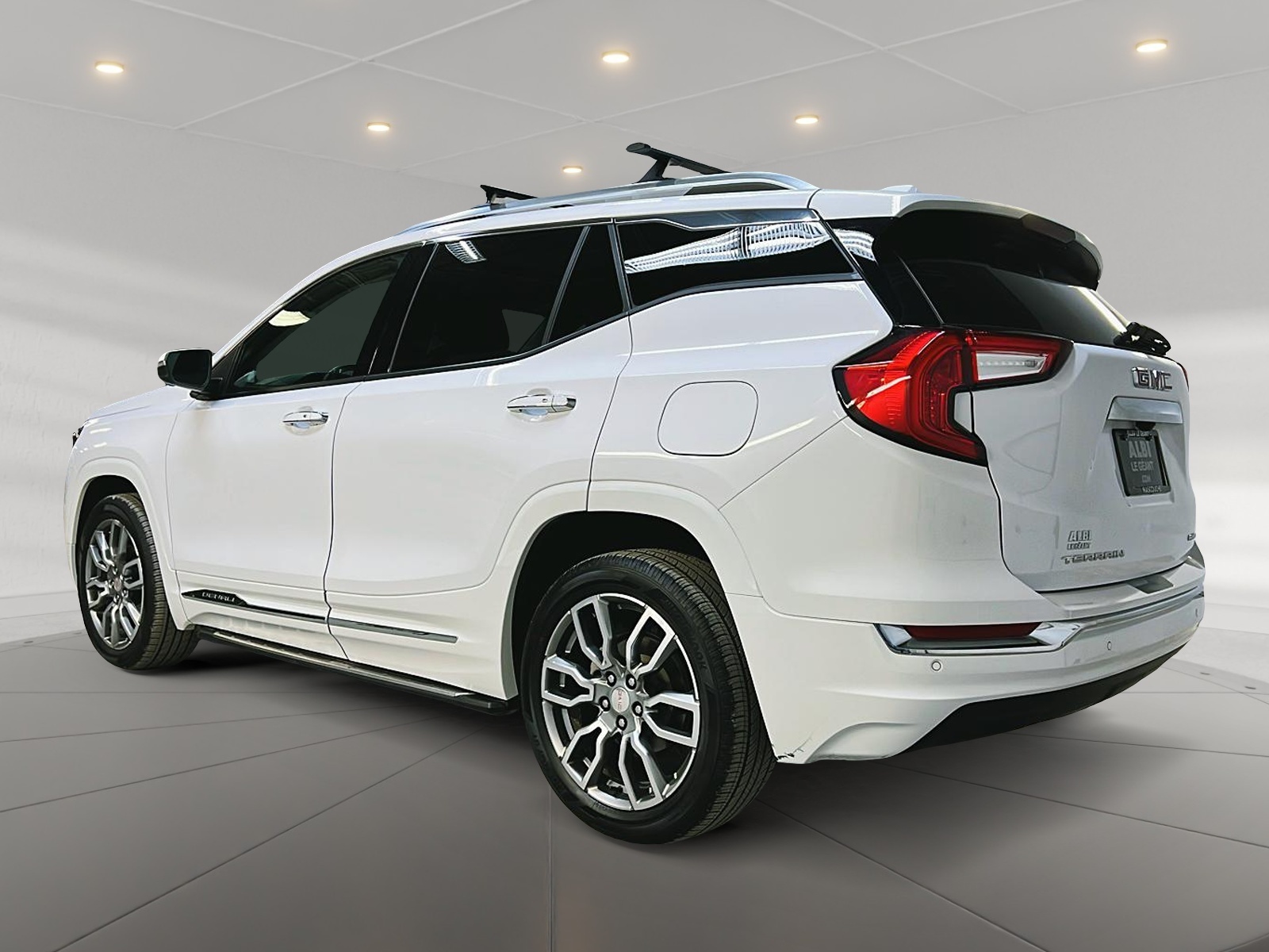 GMC Terrain DENALI CUIR TOIT PANO NAV 4RM 2024 - image #6