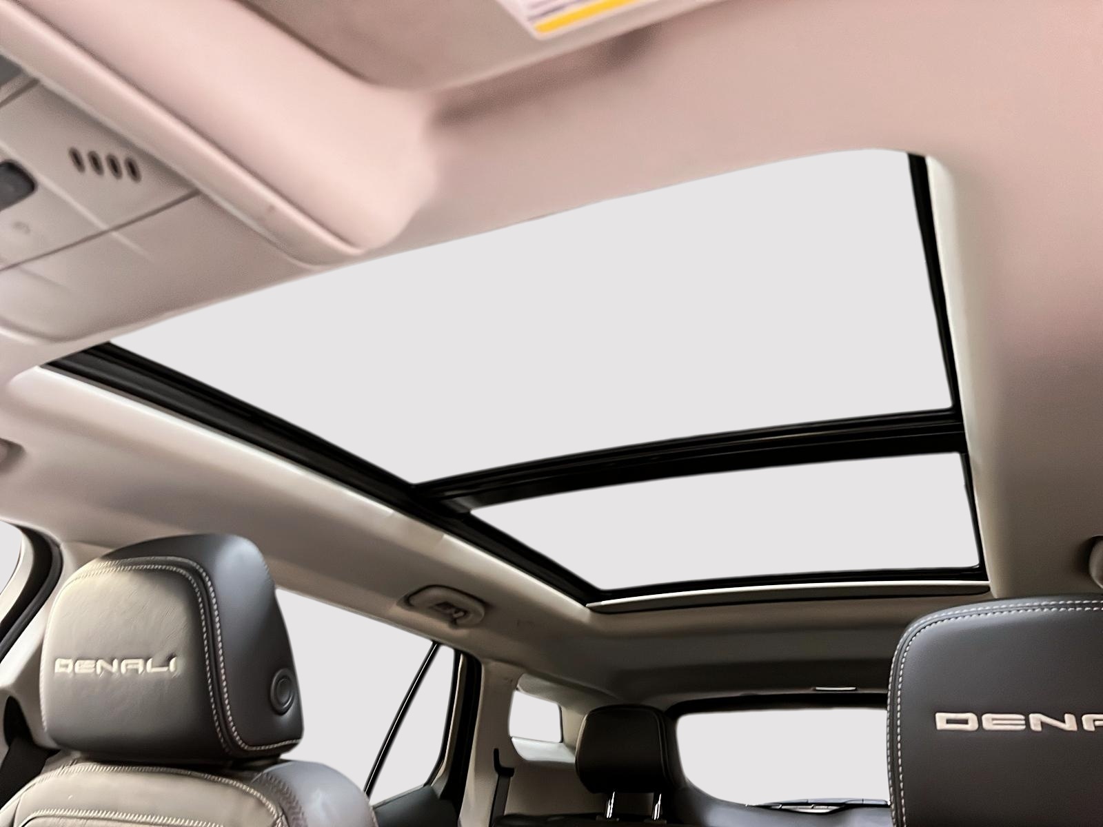 GMC Terrain DENALI CUIR TOIT PANO NAV 4RM 2024 - image #9