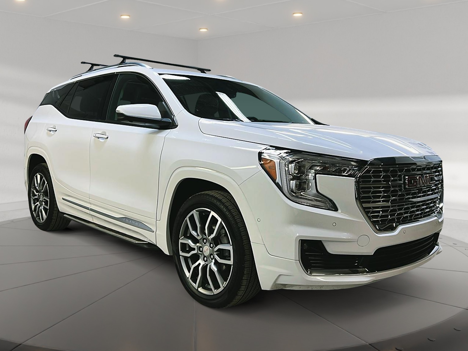 GMC Terrain DENALI CUIR TOIT PANO NAV 4RM 2024 - image #3