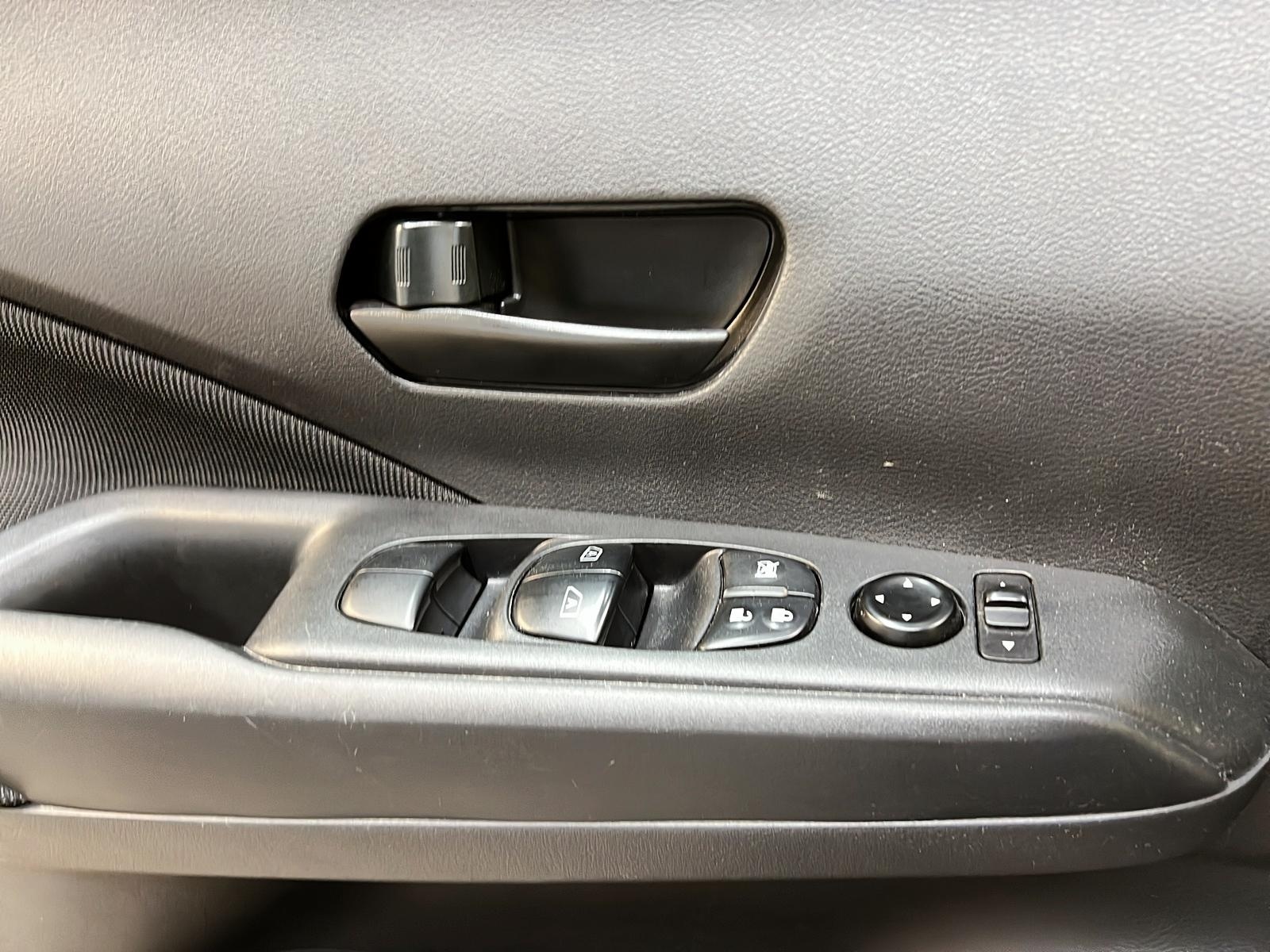 Nissan Kicks S 2024 - image #21