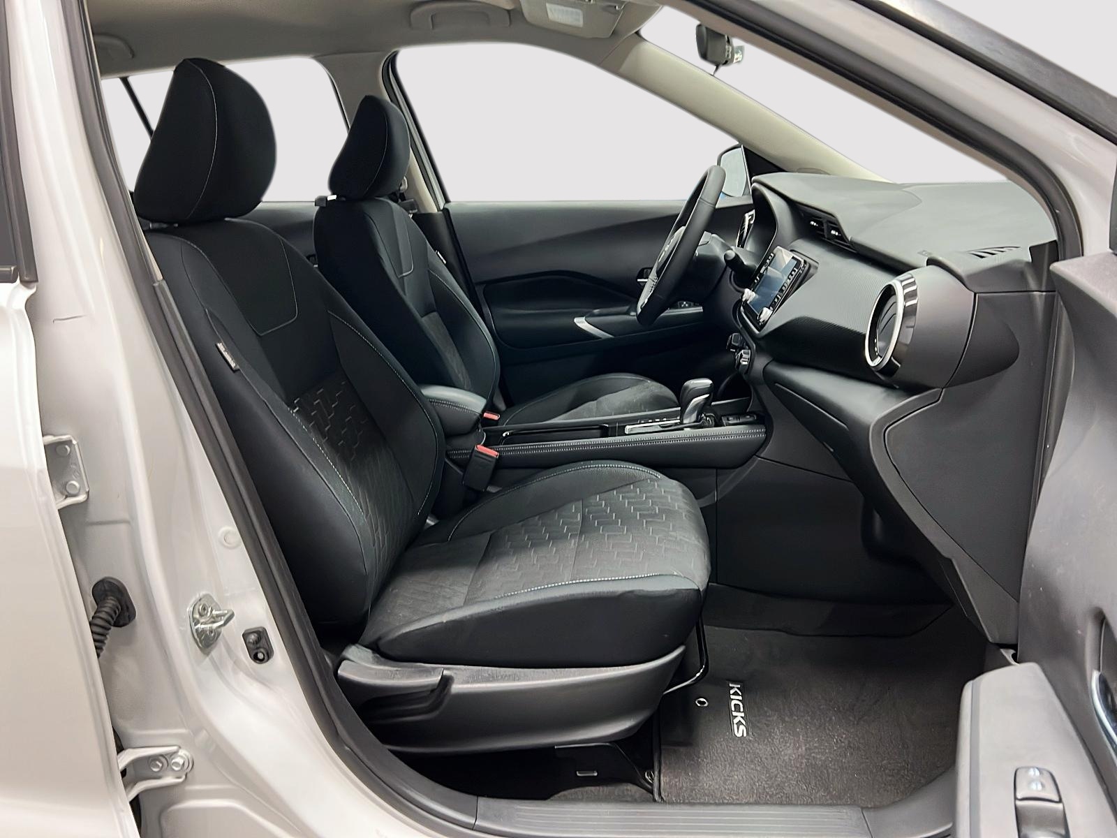 Nissan Kicks SV 2024 — photo 8