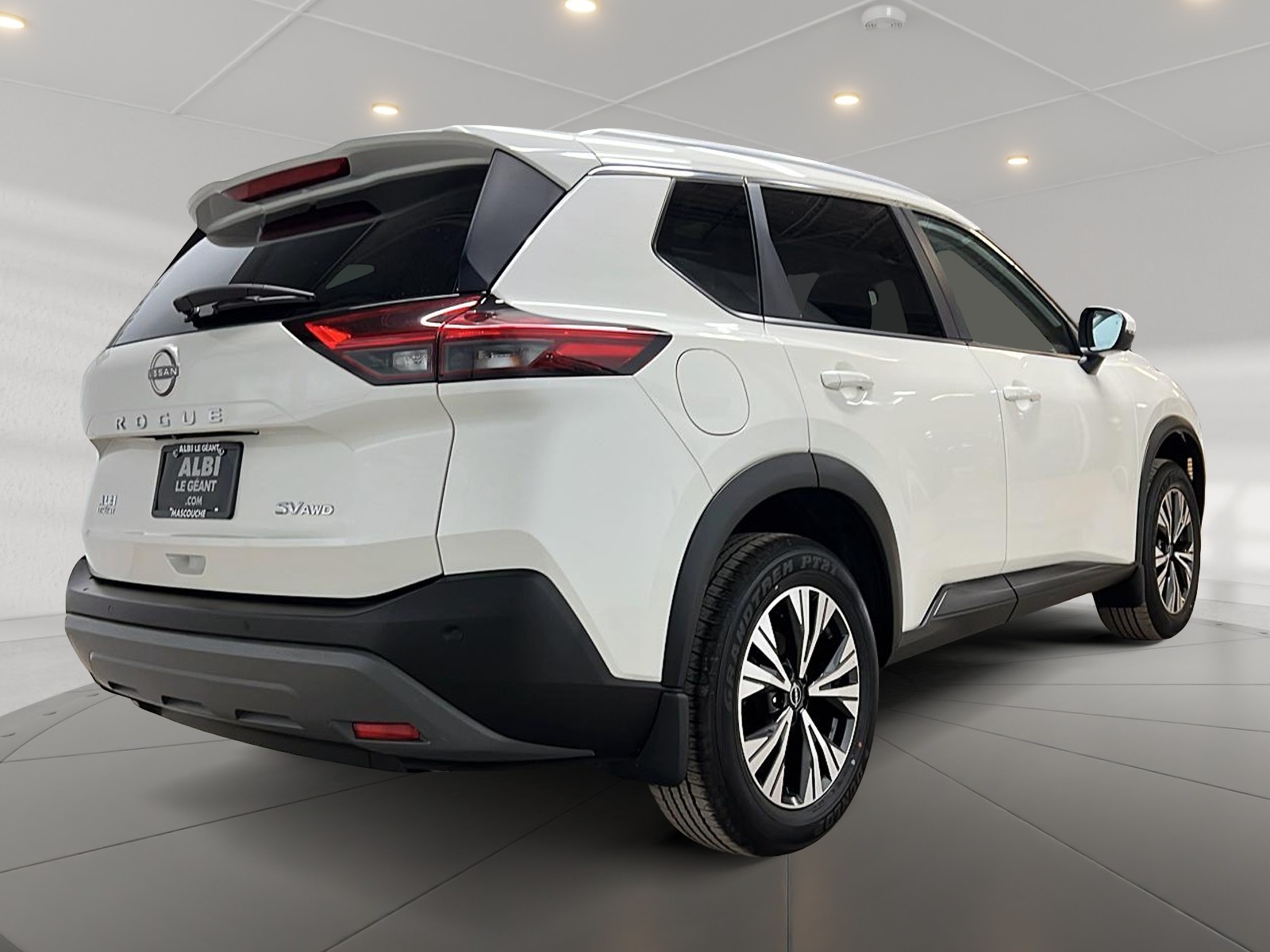 Nissan Rogue SV TOIT PANO 4RM 2023 — photo 4