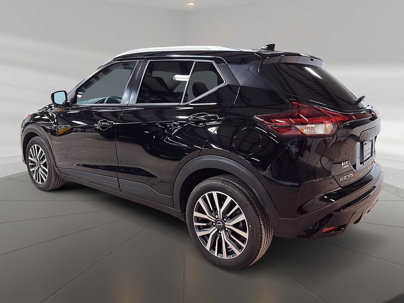 Nissan Kicks SV 2024 — photo 6